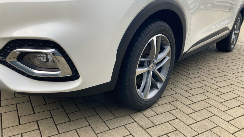 MG Hs 1.5 T-GDI PHEV Exclusive 5dr Auto Hatchback